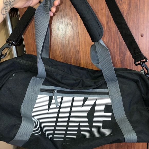 Nike Handbags - Nike Black Athletic Bag